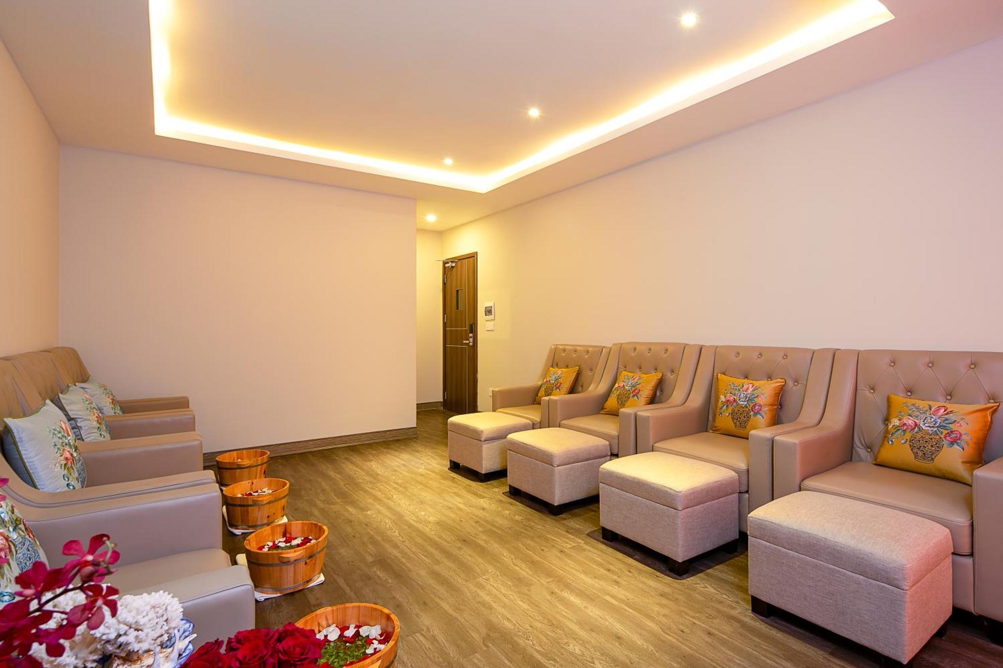 Tgt Beach Hotel Da Nang Esterno foto